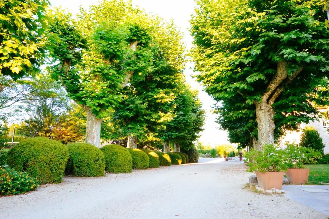 Domaine Du Manoir Bed & Breakfast Les Avenières Екстериор снимка