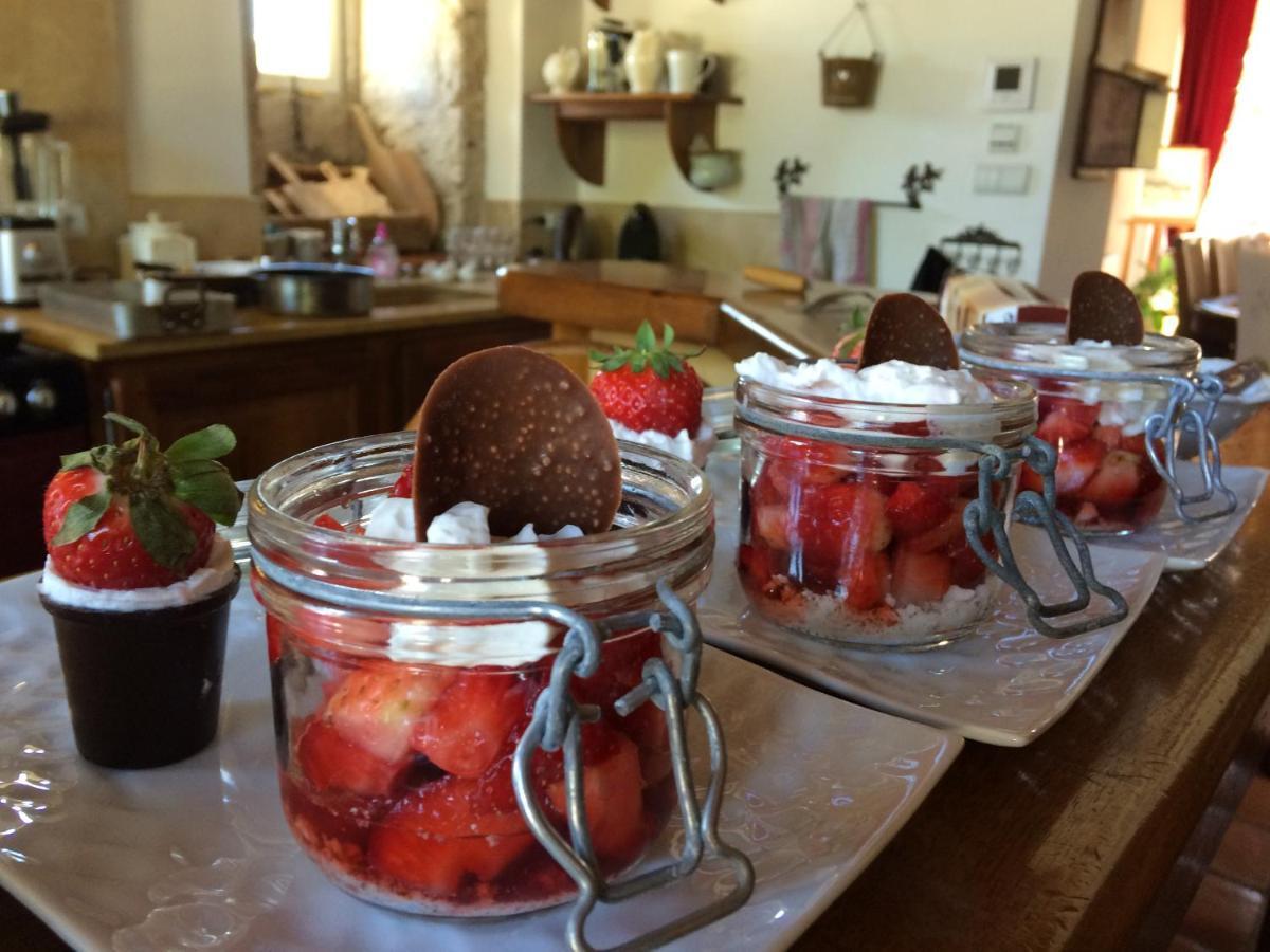 Domaine Du Manoir Bed & Breakfast Les Avenières Екстериор снимка