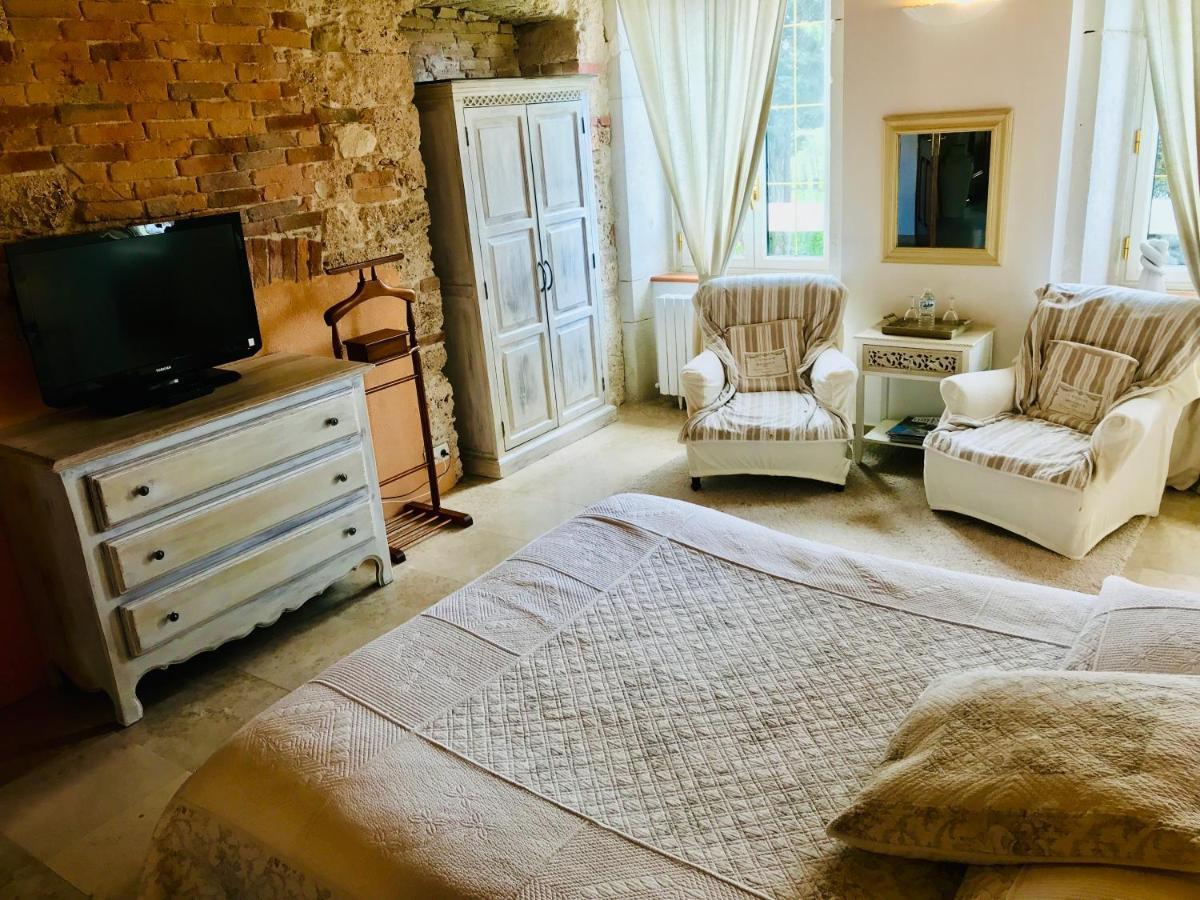 Domaine Du Manoir Bed & Breakfast Les Avenières Екстериор снимка
