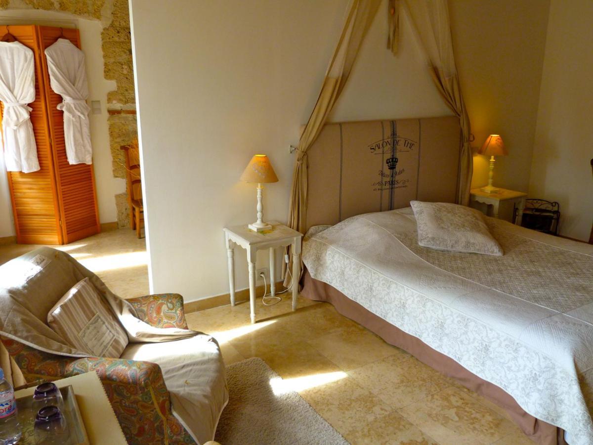 Domaine Du Manoir Bed & Breakfast Les Avenières Екстериор снимка