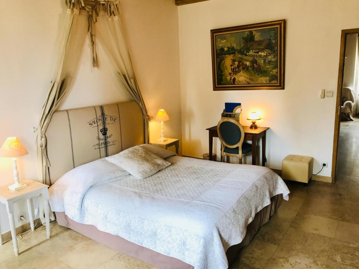 Domaine Du Manoir Bed & Breakfast Les Avenières Екстериор снимка