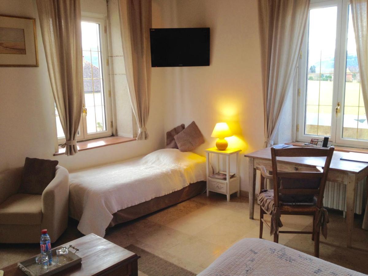 Domaine Du Manoir Bed & Breakfast Les Avenières Екстериор снимка